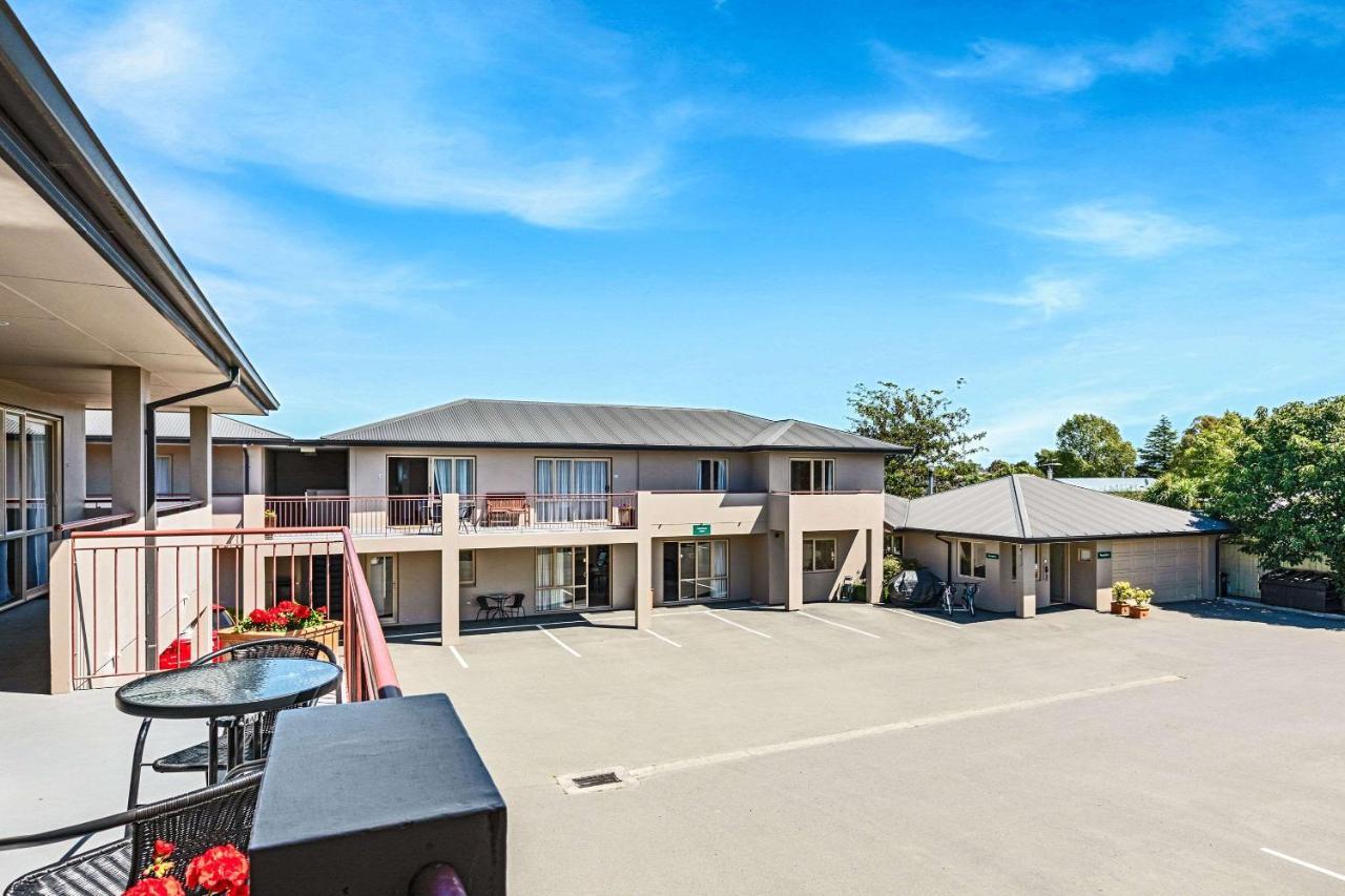The Suites Ashburton Esterno foto